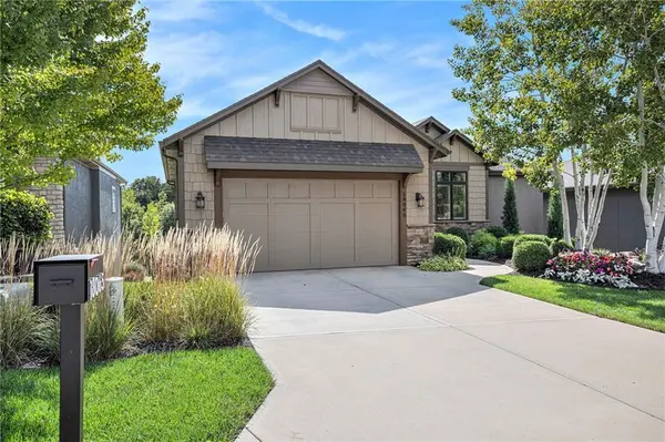 18065 W 94th ST, Lenexa, KS 66219