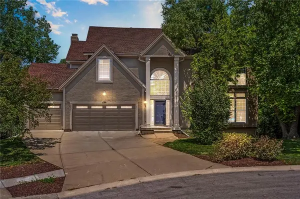 5337 Albervan ST, Shawnee, KS 66216