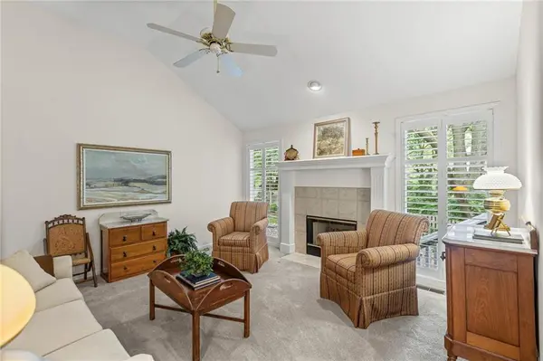 7400 W 148th ST, Overland Park, KS 66223