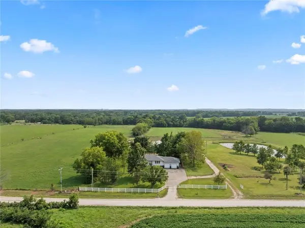 16409 E 289 ST,  Harrisonville,  MO 64701