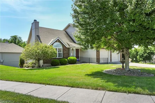4907 N Jefferson ST, Kansas City, MO 64118