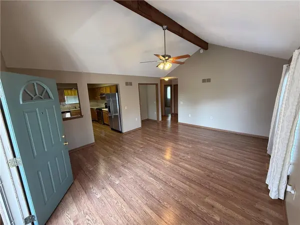 1912 S Viking CT, Independence, MO 64057