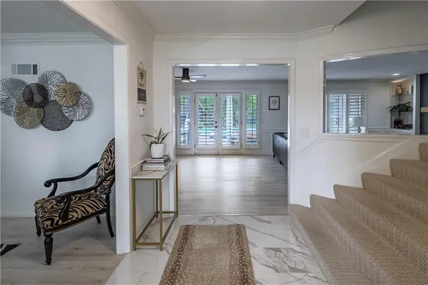13804 Alhambra ST, Leawood, KS 66224