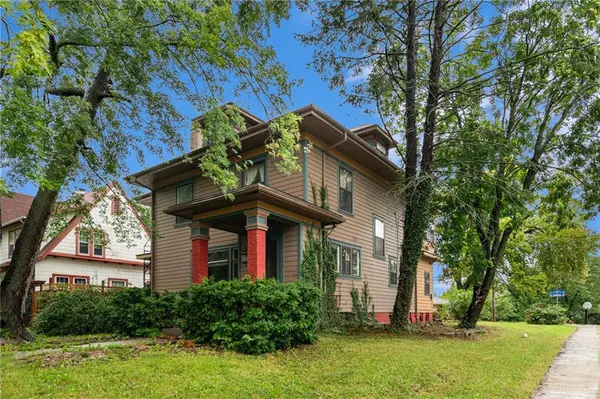 801 SW Lindenwood AVE, Topeka, KS 66606