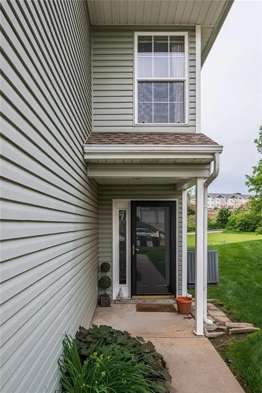 8008 NE Elmwood AVE, Kansas City, MO 64119