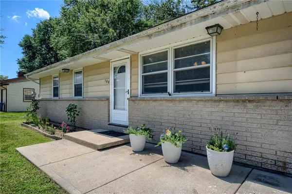 100 Brian ST, Excelsior Estates, MO 64024