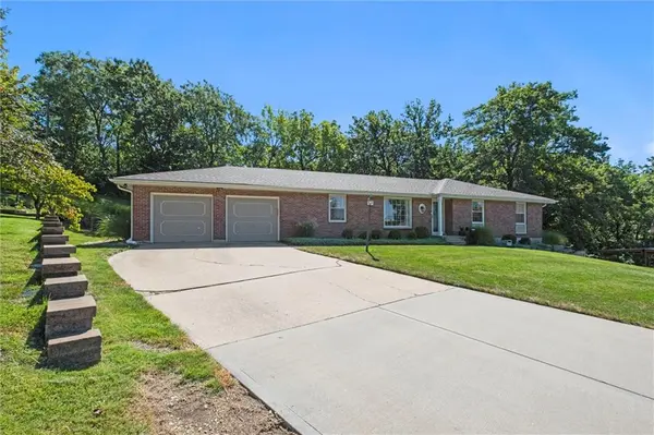 7201 W 54TH ST, Overland Park, KS 66202