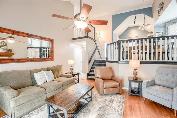 8423 N Winan AVE, Kansas City, MO 64153