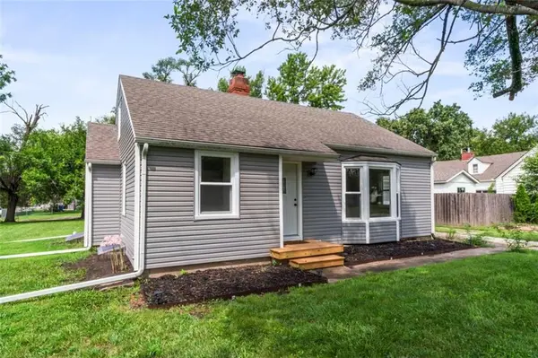 1831 Mississippi ST, Lawrence, KS 66044