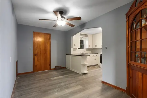 13519 W 95th ST, Lenexa, KS 66215