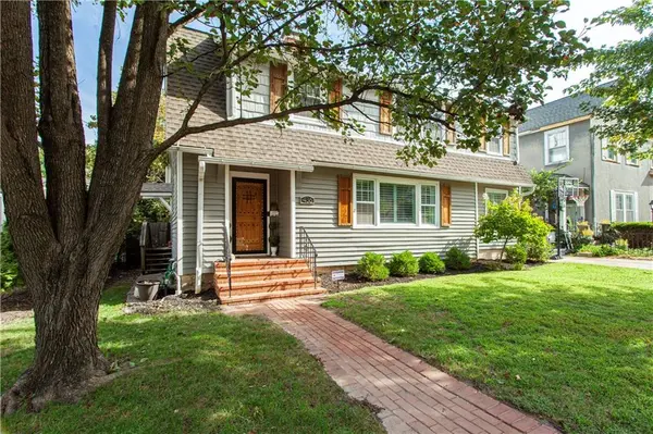 436 W 61st TER, Kansas City, MO 64113
