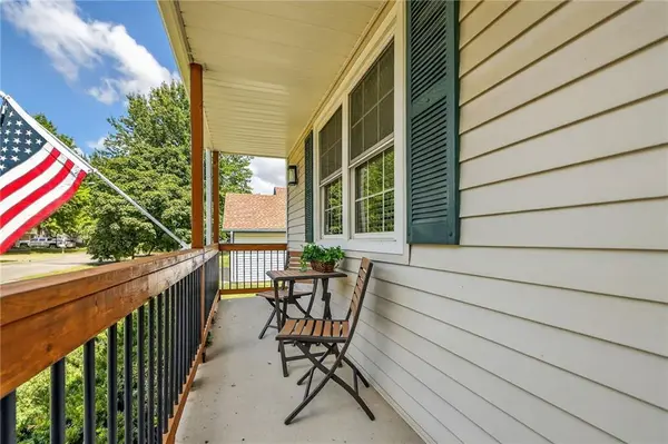 207 Pebblebrook ST, Grain Valley, MO 64029