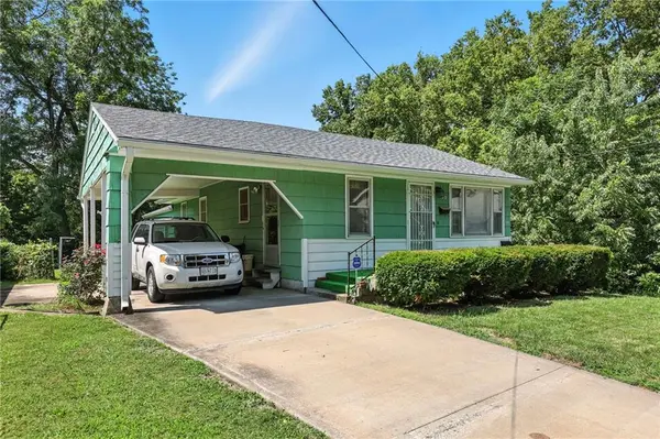 332 Bellefontaine AVE, Kansas City, MO 64124