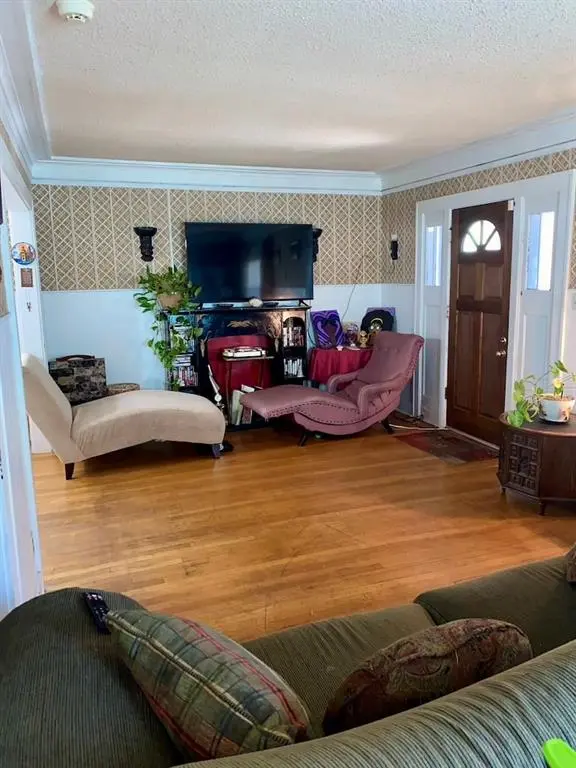 4428 Wayne AVE, Kansas City, MO 64110