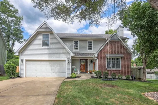 6914 REEDER CT, Shawnee, KS 66203
