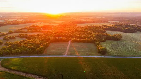 O HWY Tract B HWY, Chilhowee, MO 64733