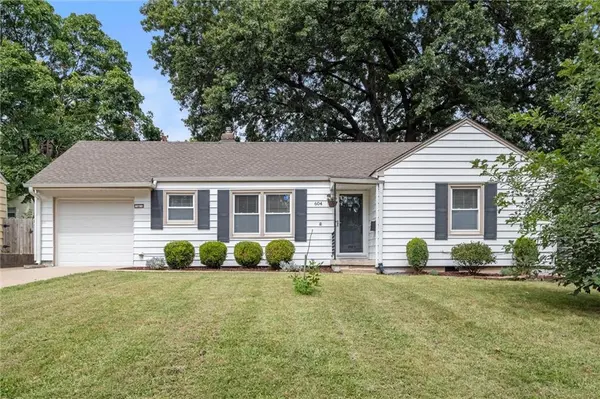 604 W 88th ST, Kansas City, MO 64114