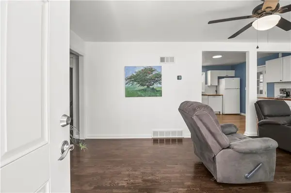 118 Park AVE, Buckner, MO 64016