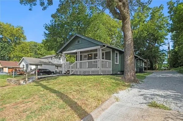 2310 Delavan AVE, Kansas City, KS 66104