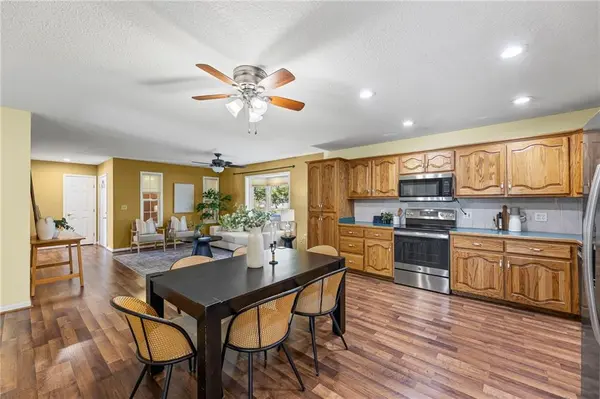 14141 Stillwell RD, Bonner Springs, KS 66012