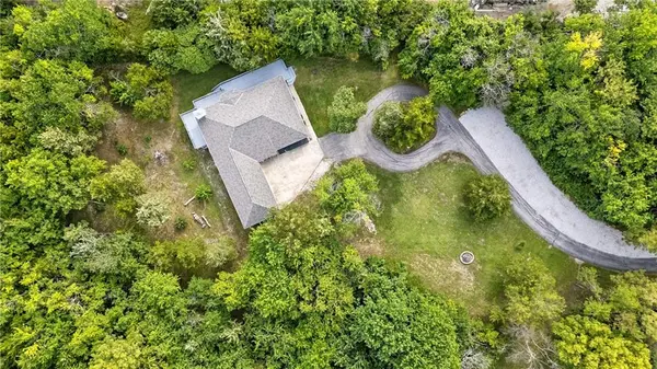 26770 W 226th ST, Spring Hill, KS 66083