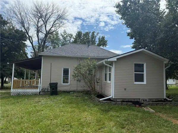 120 S 3rd ST, Drexel, MO 64742
