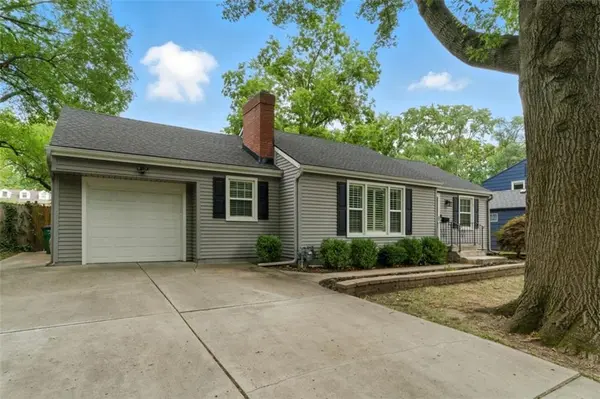 5101 Clark DR, Roeland Park, KS 66205