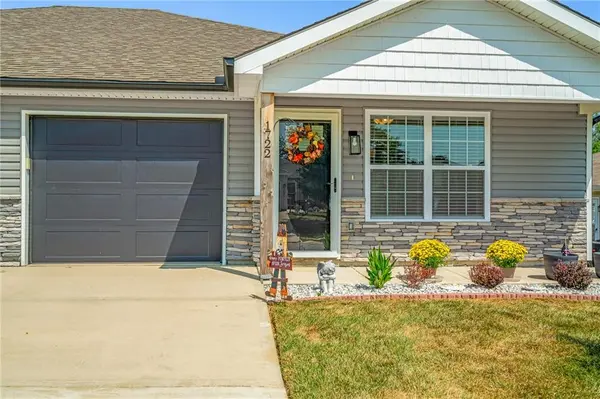 1722 Joann DR,  Raymore,  MO 64083