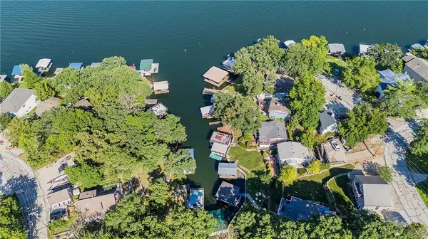 48 M ST, Lake Lotawana, MO 64086