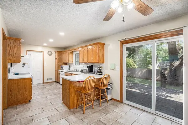 813 N Pawnee AVE, Independence, MO 64056