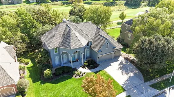 15414 Iron Horse CIR, Leawood, KS 66224