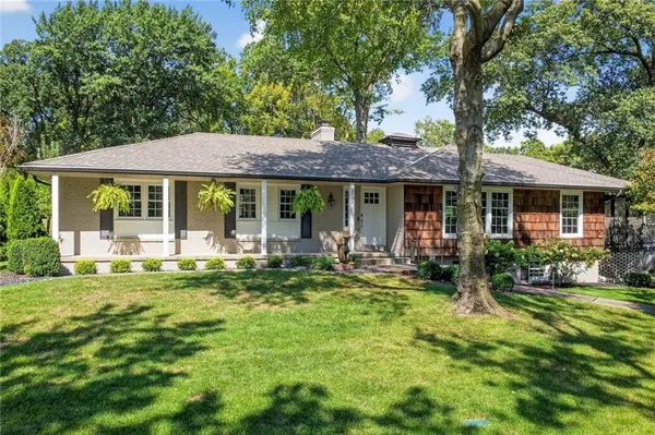 5702 NW Valley RD, Platte Woods, MO 64151