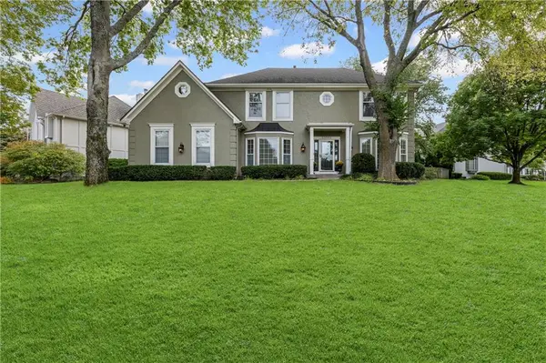 13902 Lowell AVE, Overland Park, KS 66223
