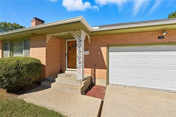 100 NE 64th ST, Gladstone, MO 64118