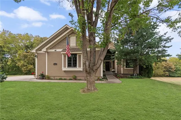 17624 Riverbend RD,  Kearney,  MO 64060