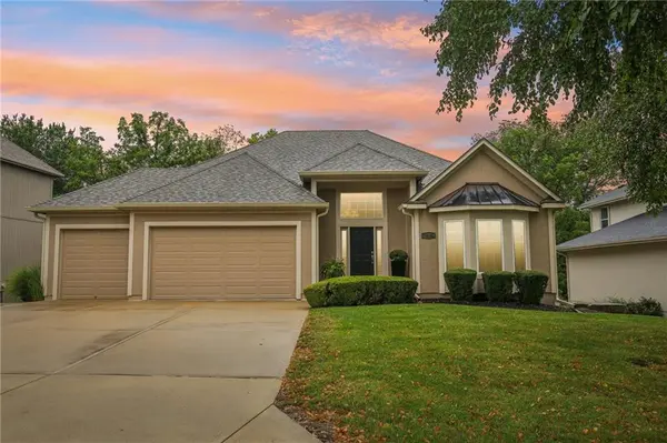 4806 Grove ST, Shawnee, KS 66226