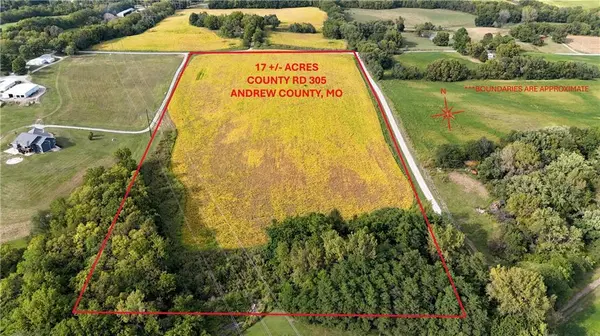 CR 305 RD, St Joseph, MO 64505