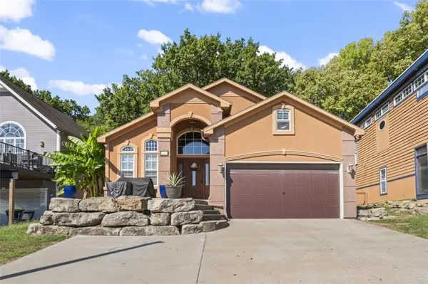 232 L ST, Lake Lotawana, MO 64086