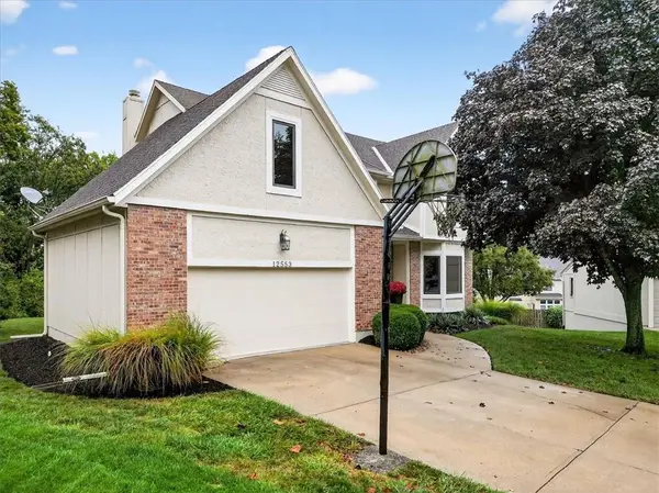 12553 Grandview ST, Overland Park, KS 66213