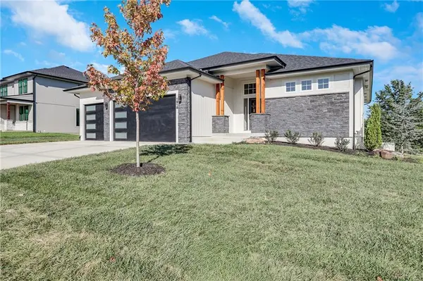 1918 Owen DR, Pleasant Hill, MO 64080