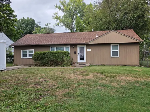 6718 W 72nd TER, Overland Park, KS 66204