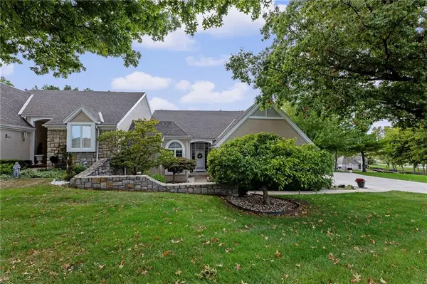 11928 Grant ST, Overland Park, KS 66213