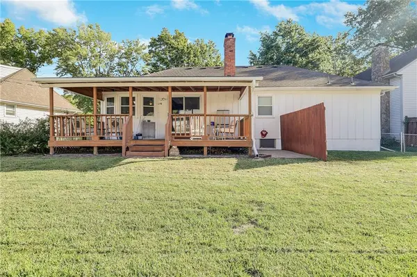 9912 Knox DR, Overland Park, KS 66212