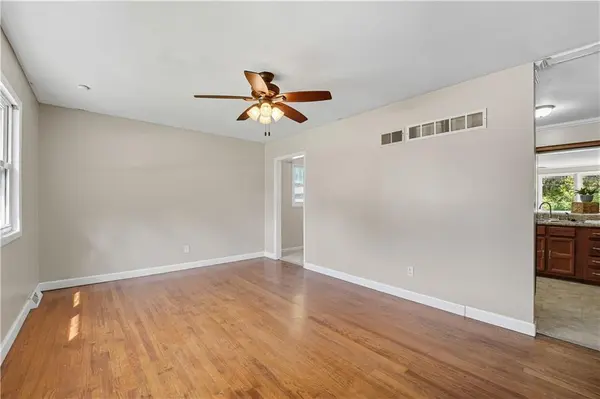 4729 N BRISTOL AVE, Kansas City, MO 64117