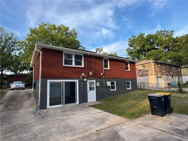 4417 NE Sunnybrook LN, Kansas City, MO 64117