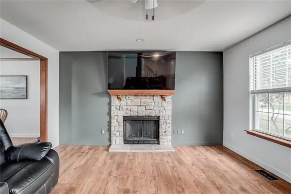 306 W Jefferson ST, Gardner, KS 66030