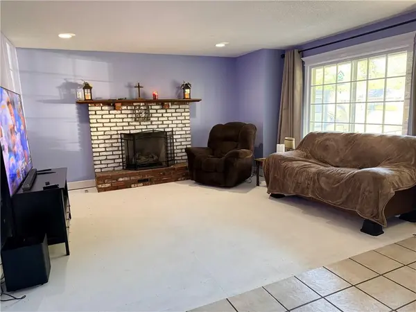 109 N HARRISON ST, Spring Hill, KS 66083