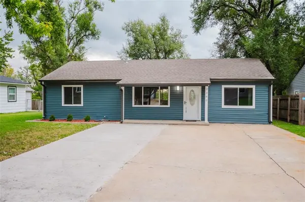 3380 SW Kirklawn AVE, Topeka, KS 66611