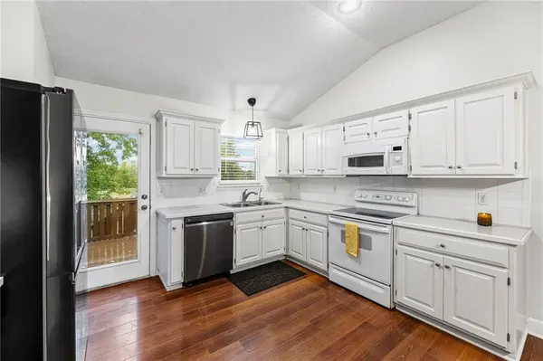 29005 W 186th ST, Gardner, KS 66030