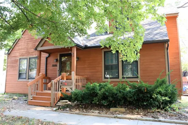 5801 Woodward ST, Merriam, KS 66202